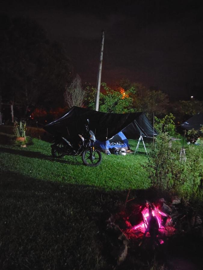 Gasthaus Hospedaje Y Zona De Camping Pistacho Villa de Leyva Exterior foto
